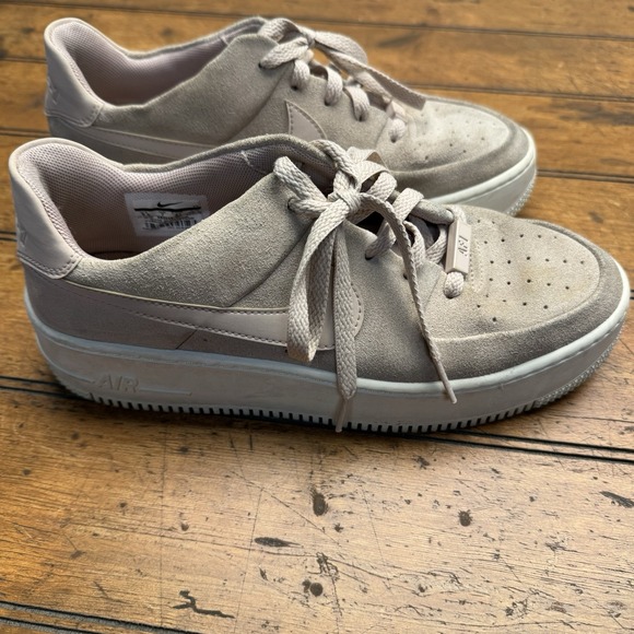 Nike Air Force 1 Light Pink Suede Platform Women's‎ 9.5 Dirty - Picture 1 of 11
